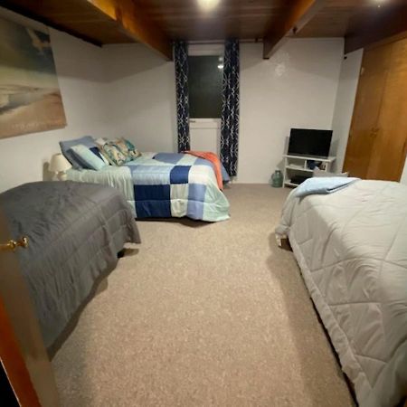 Spacious Lower Level Living All For You! كورفاليس المظهر الخارجي الصورة