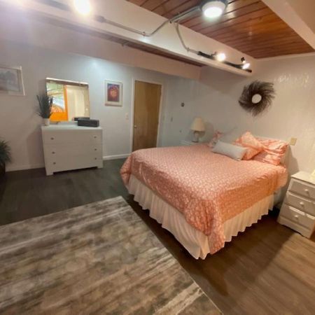 Spacious Lower Level Living All For You! كورفاليس المظهر الخارجي الصورة