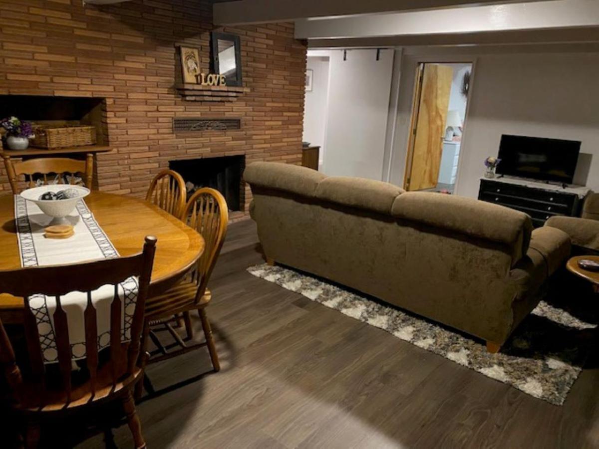 Spacious Lower Level Living All For You! كورفاليس المظهر الخارجي الصورة