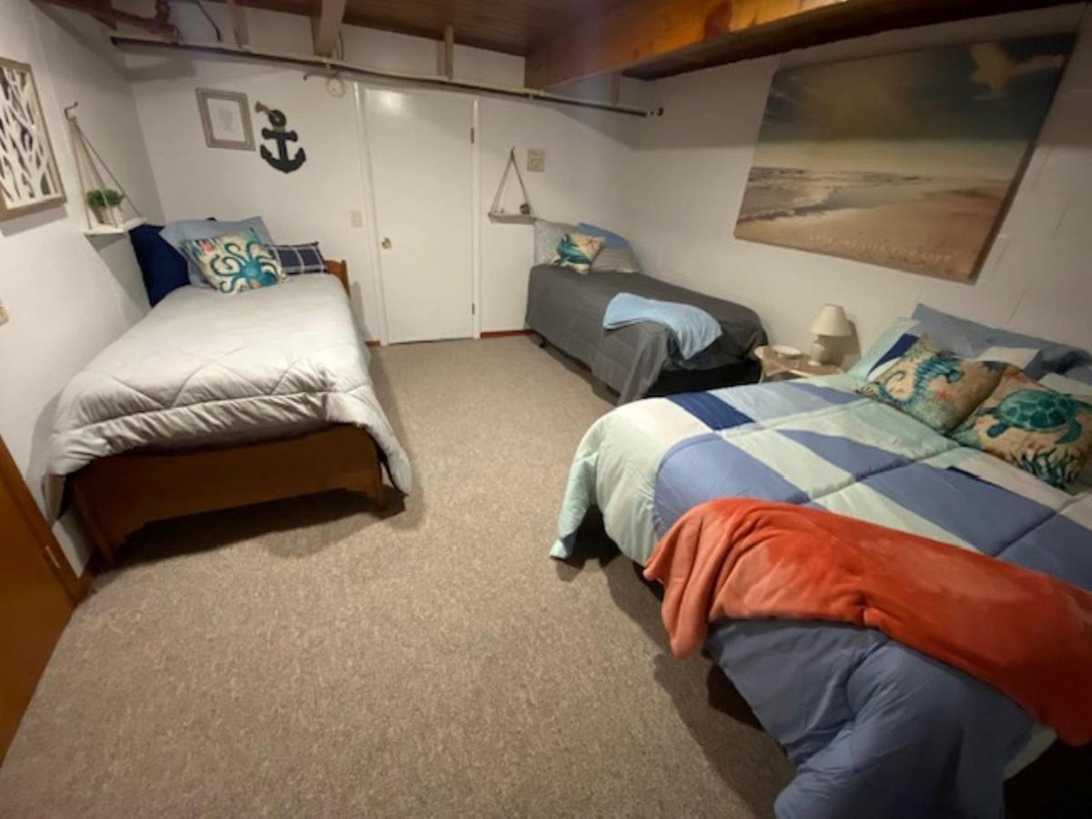 Spacious Lower Level Living All For You! كورفاليس المظهر الخارجي الصورة